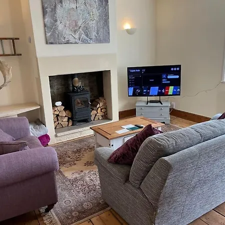 Steeple View - A Two Bedroom 18Th Century Cottage. Leeds  Exterior photo