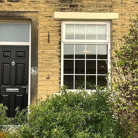 Steeple View - A Two Bedroom 18Th Century Cottage. Leeds  Exterior photo